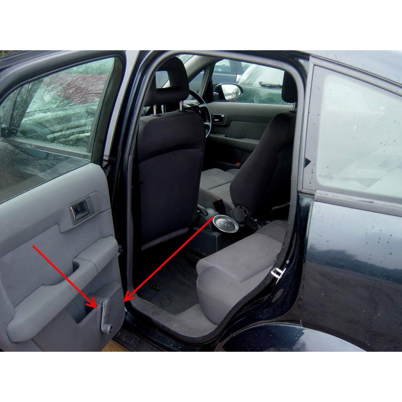 Passenger rear window winder