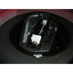 Polo MK8 6R 14inch spare wheel and toolkit