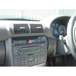 Centre dash air vent (S3 - facelift)