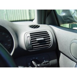 Driver side dash air vent (S3 - facelift)