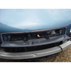 Grille (slated) complete